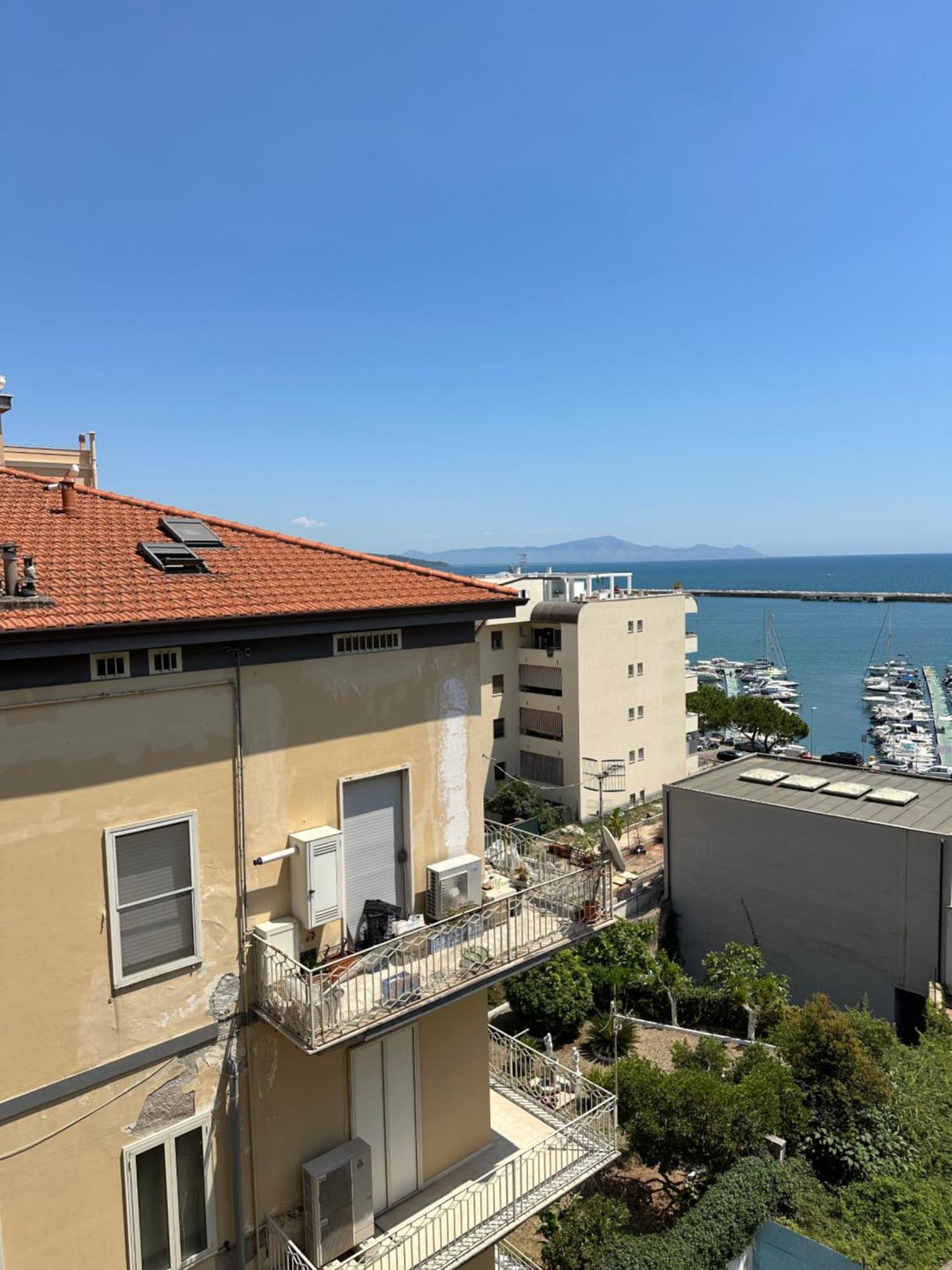 Luxury Suite Vitruvio 55 Формия Екстериор снимка