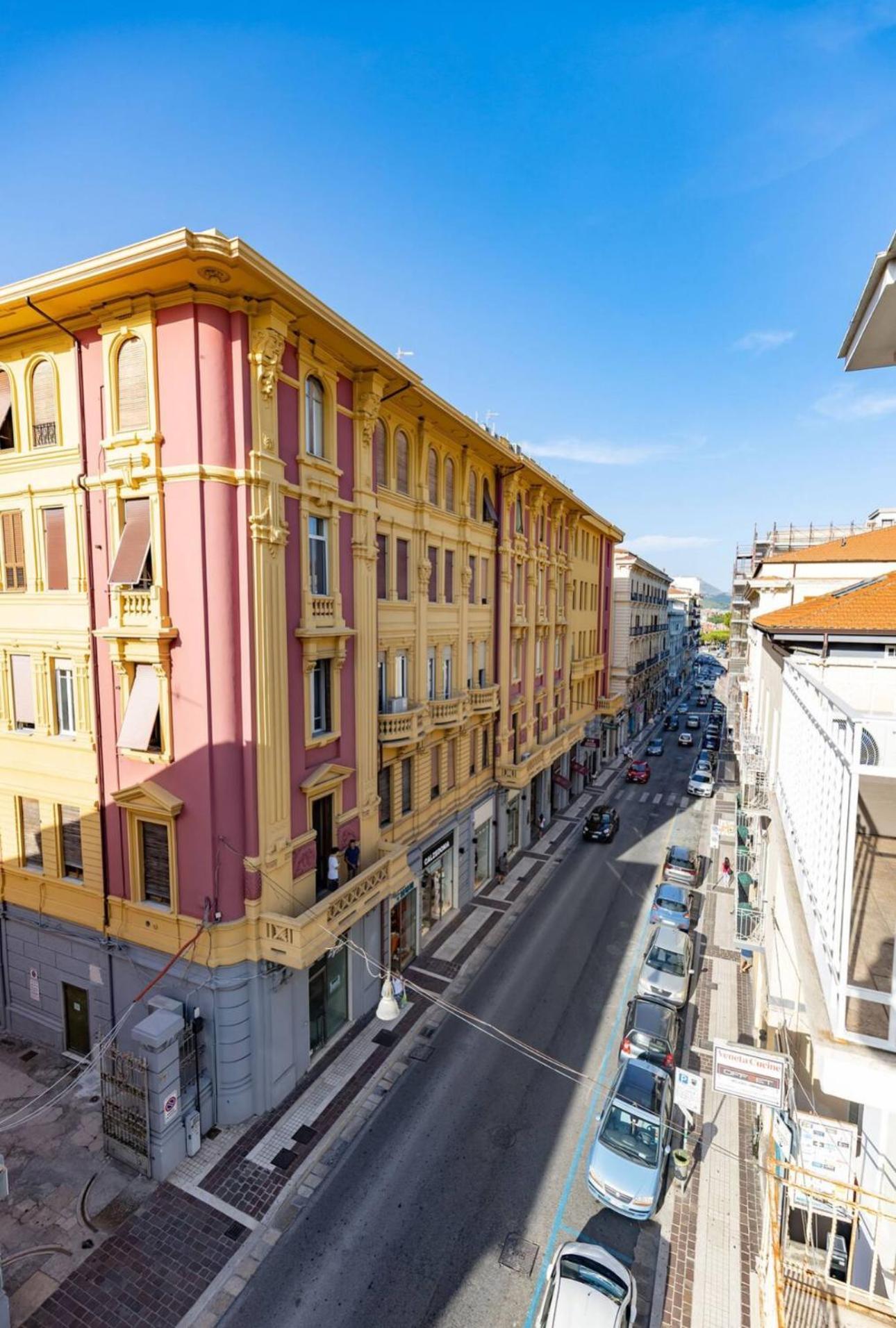 Luxury Suite Vitruvio 55 Формия Екстериор снимка